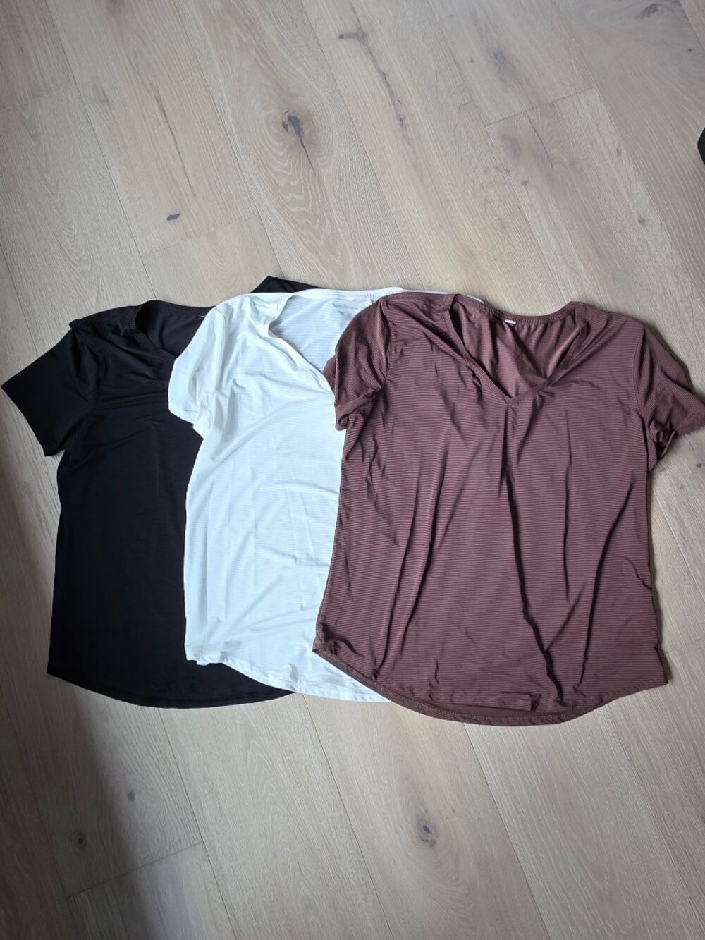 Bundle of 3 ZYIA Short Sleeve Wanderer Ts - black, white & bark